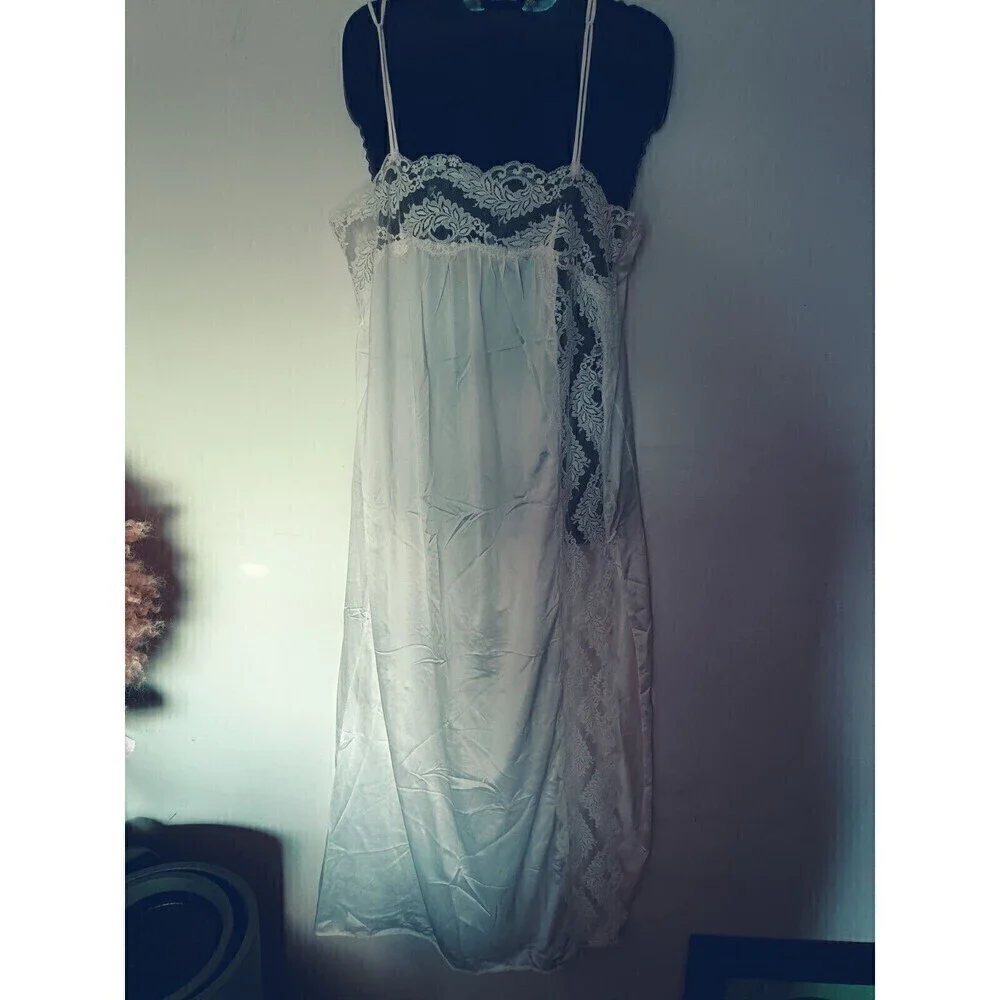 Lorraine Full Slip  Gown Size Large Off White Lace Trim Nylon 45